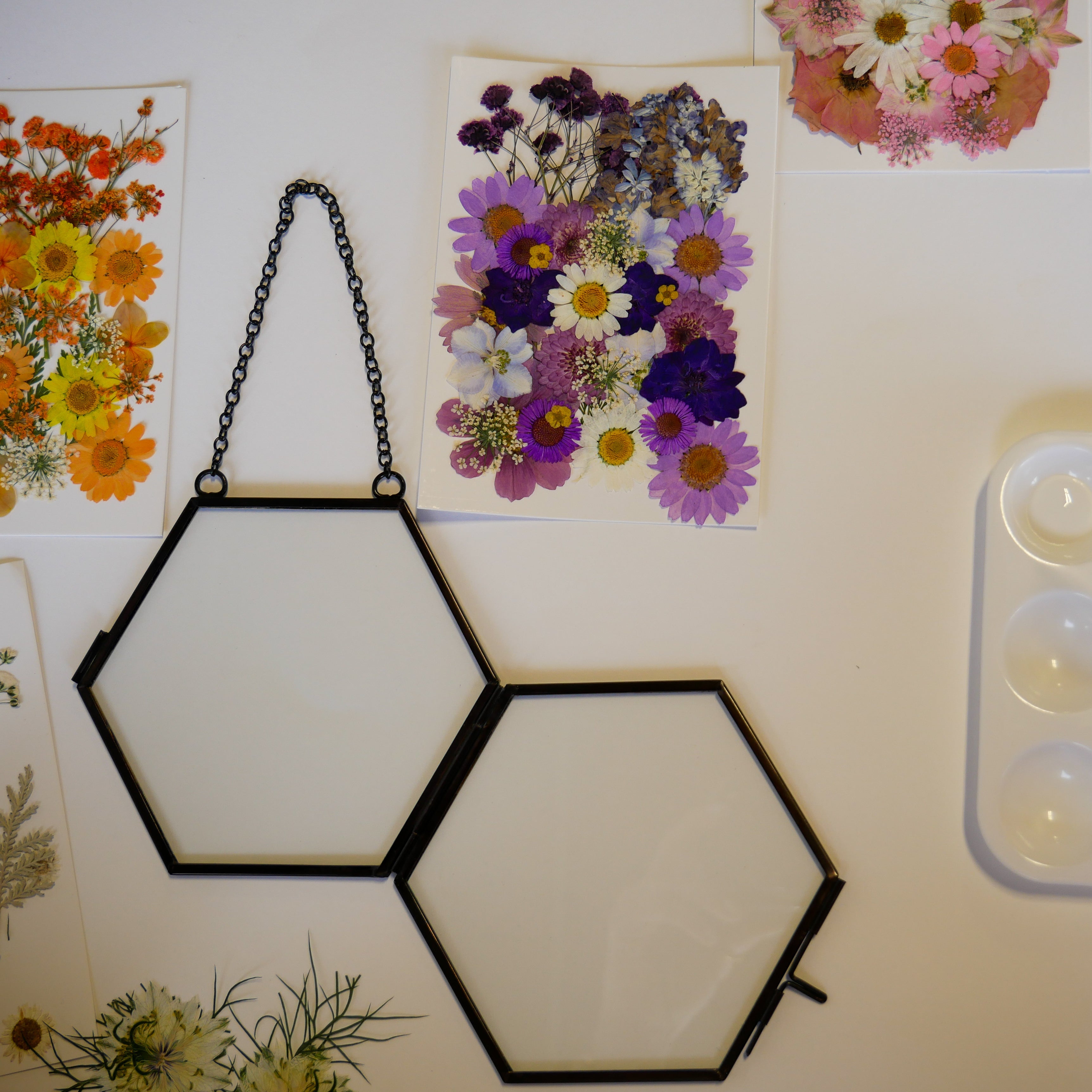 Virtual Pressed Flower Frame Craft Class