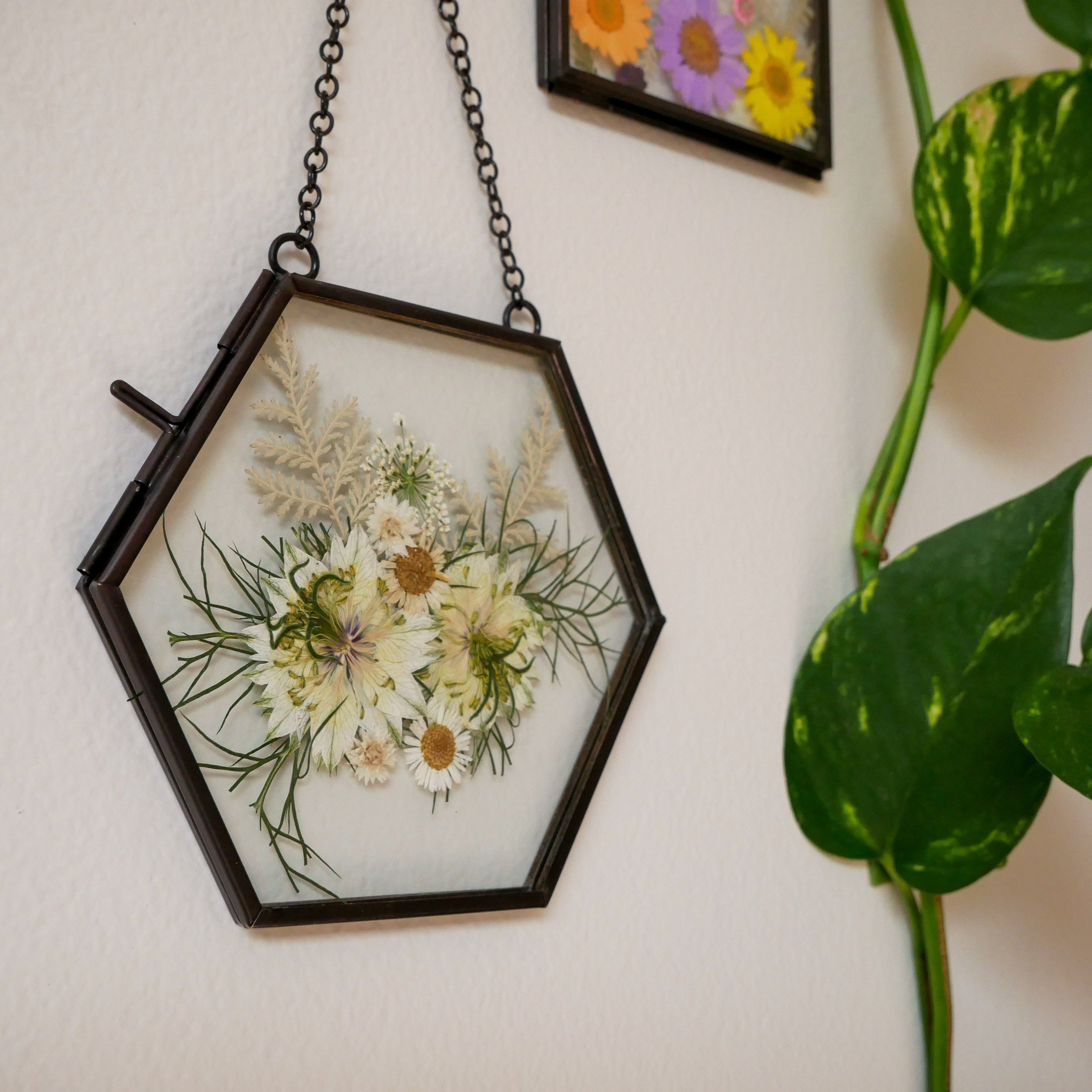 Virtual Pressed Flower Frame Craft Class