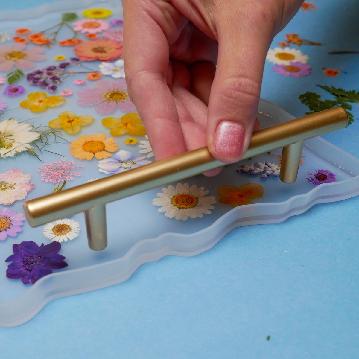 Virtual Pressed Flower Resin Serving Tray Craft Class